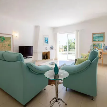 Uma Casa Elegante E Acolhedora Ferias Inesqueciveis Em Familia Nyaraló *