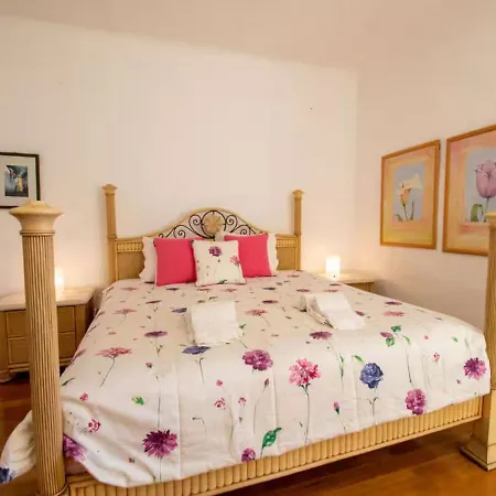 Uma Casa Elegante E Acolhedora Ferias Inesqueciveis Em Familia Nyaraló