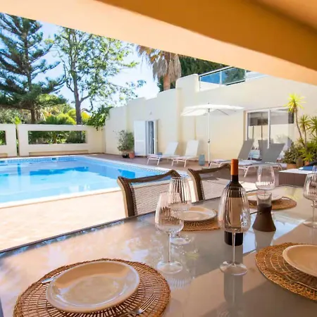 Nyaraló Uma Casa Elegante E Acolhedora Ferias Inesqueciveis Em Familia